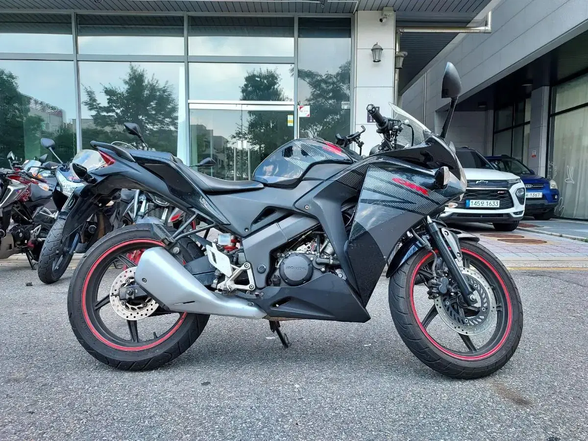 혼다 CBR125 17년식 순정차량 판매중 cbr125